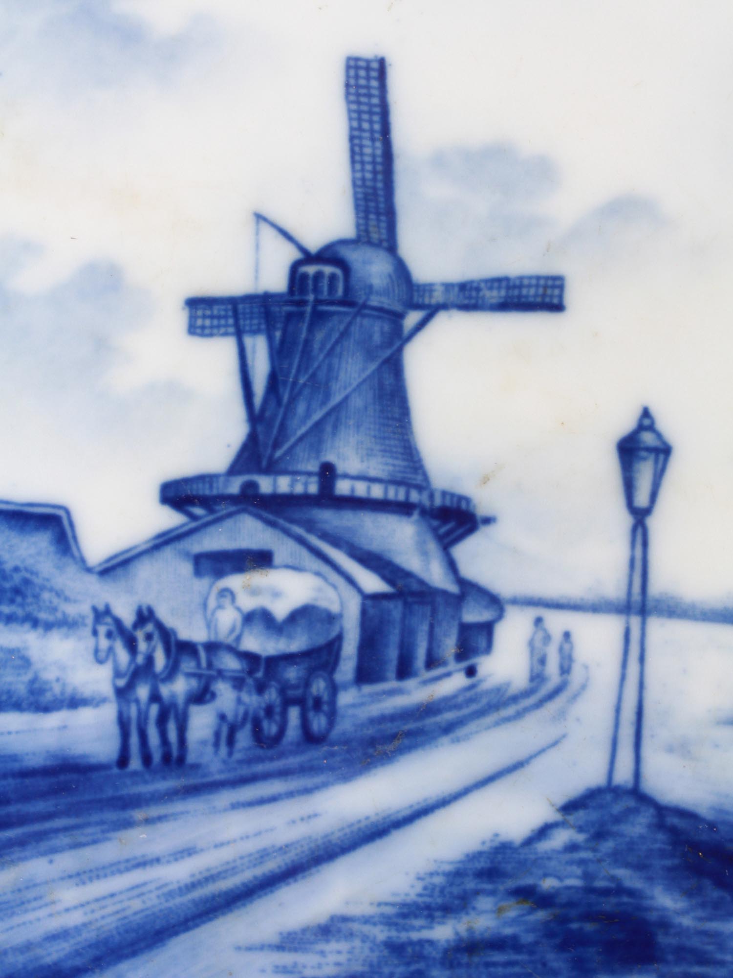DUTCH DELFT HAND PAINTED BLUE WHITE WINDMILL TILE PIC-2
